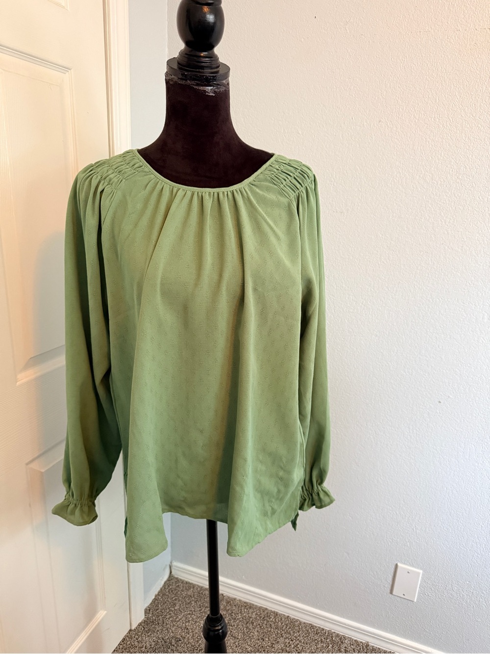 Women’s blouse